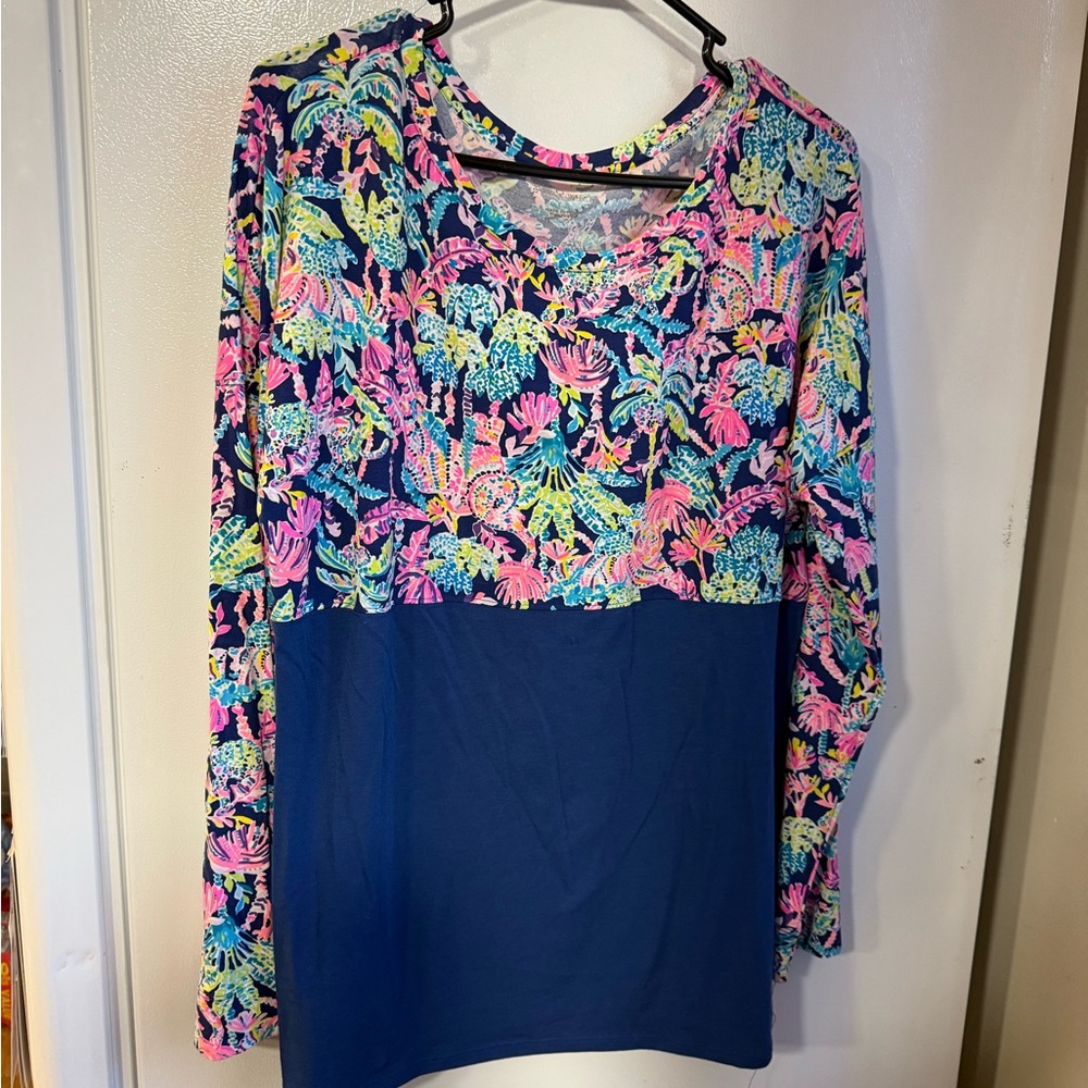 Lilly Pulitzer Finn top size Large
